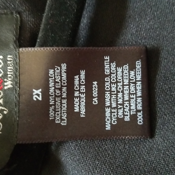 V-Neck Midi Dress, 2X - Picture 5 of 5